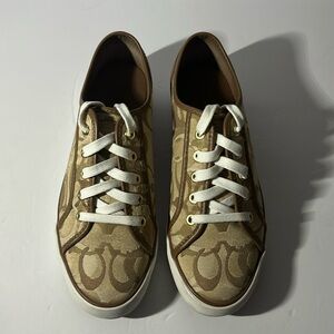 Coach Dee 24CM OPTIC C KHAKI Size 8